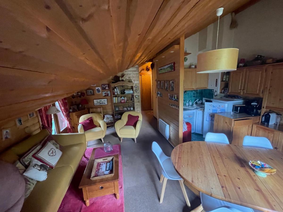 Bel Appartement Au Decor Montagnard - 80M2 لي كونتامين مونتجوا المظهر الخارجي الصورة
